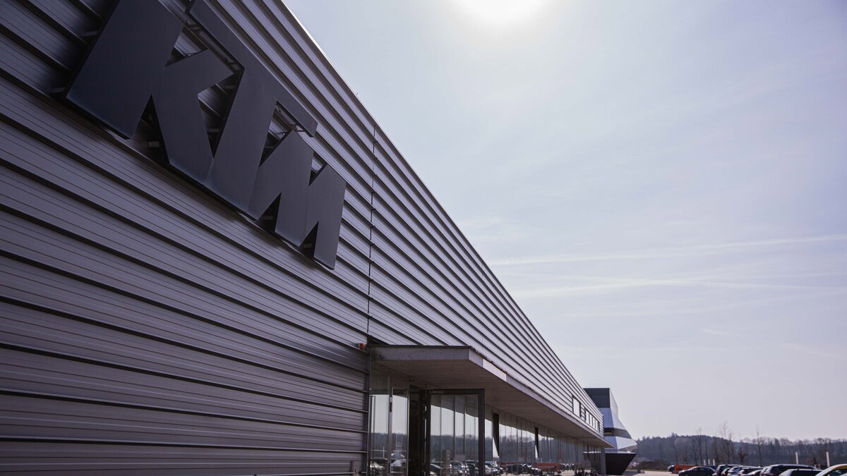 KTM engine factory building